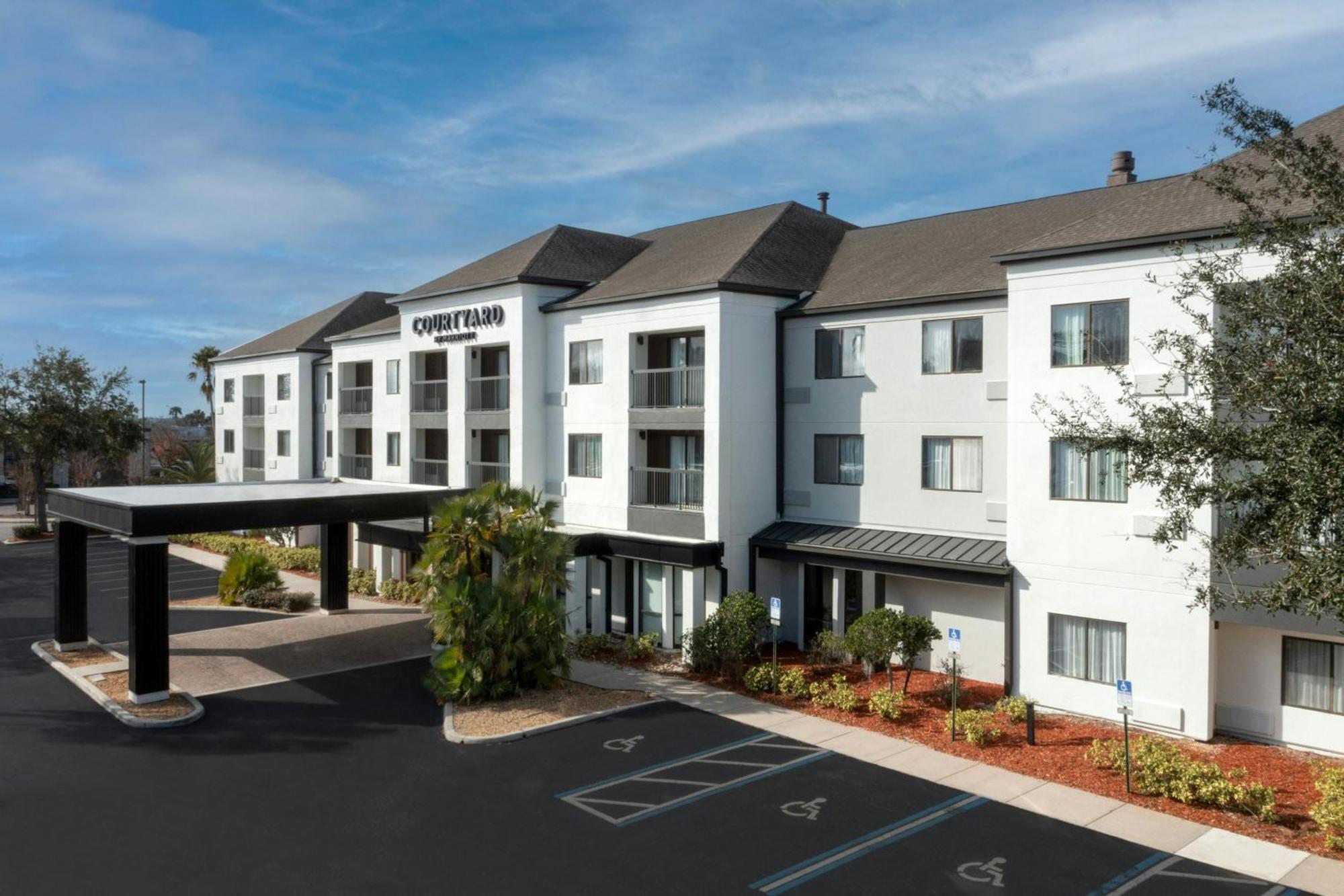 Hotel Courtyard By Marriott Lakeland