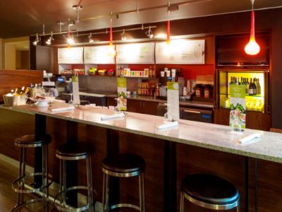Courtyard By Marriott Lakeland
