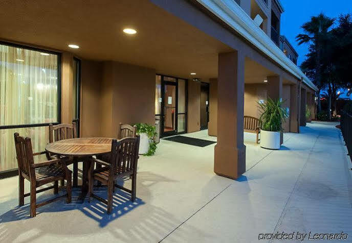 Courtyard By Marriott Lakeland